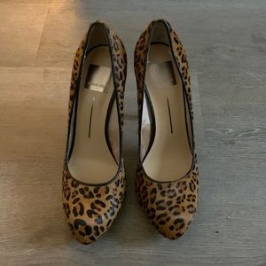 Dolce Vita size 8 barely worn!